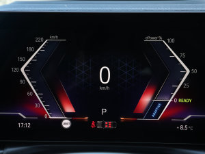 2023eDrive 40 L ҹ\b п؅^