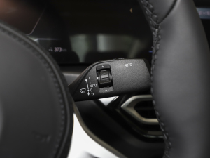 2023eDrive 40 L ҹb п؅^(q)