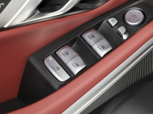 2023eDrive 40 L ҹb п؅^(q)