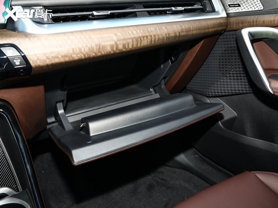 2023��RX1 xDrive25Li X�OӋ���b