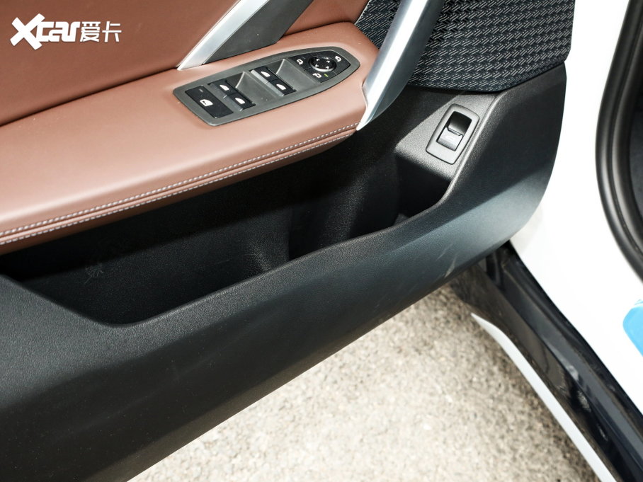 2023��RX1 xDrive25Li X�OӋ���b