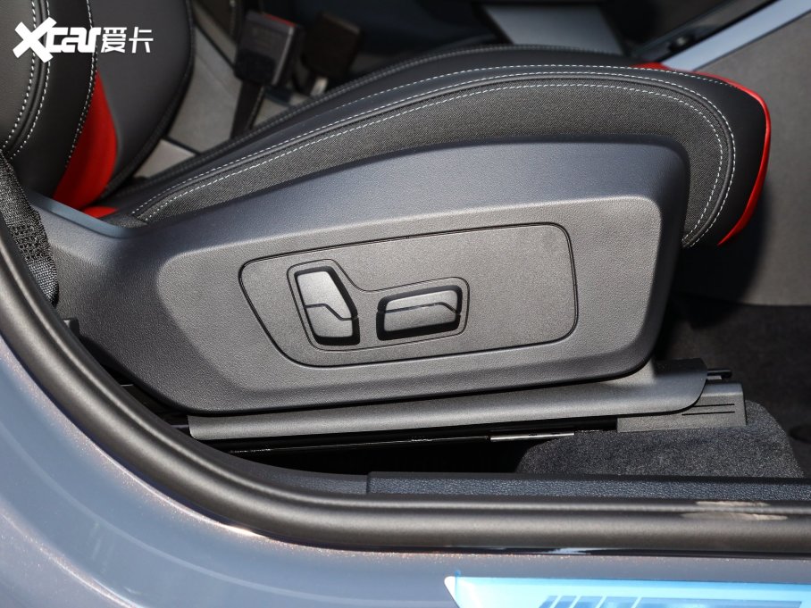 2023��RX1 sDrive25Li M�\�����b