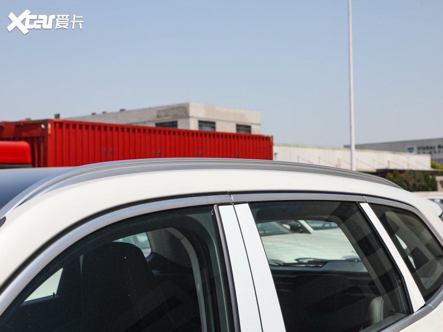 2023RX1 sDrive20Li XOӋb