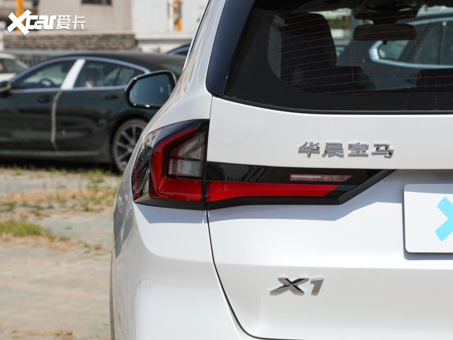 2023RX1 sDrive20Li XOӋb