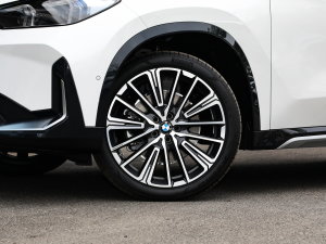 2023xDrive25Li XOӋb ^