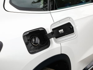 2023xDrive25Li XOӋb ^