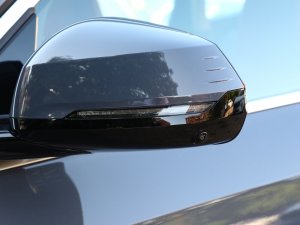 2023sDrive25Li M\b ^