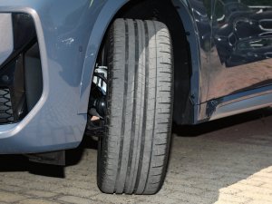 2023sDrive25Li M\b ^