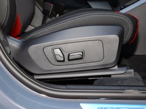 2023sDrive25Li M\b g