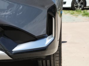 2023sDrive25Li XOӋb ^