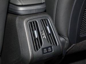 2023sDrive25Li XOӋb п؅^