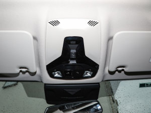 2023sDrive20Li XOӋb п؅^