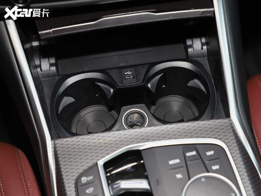 2025��R3ϵ 330Li M�\(y��n)����ҹ���b