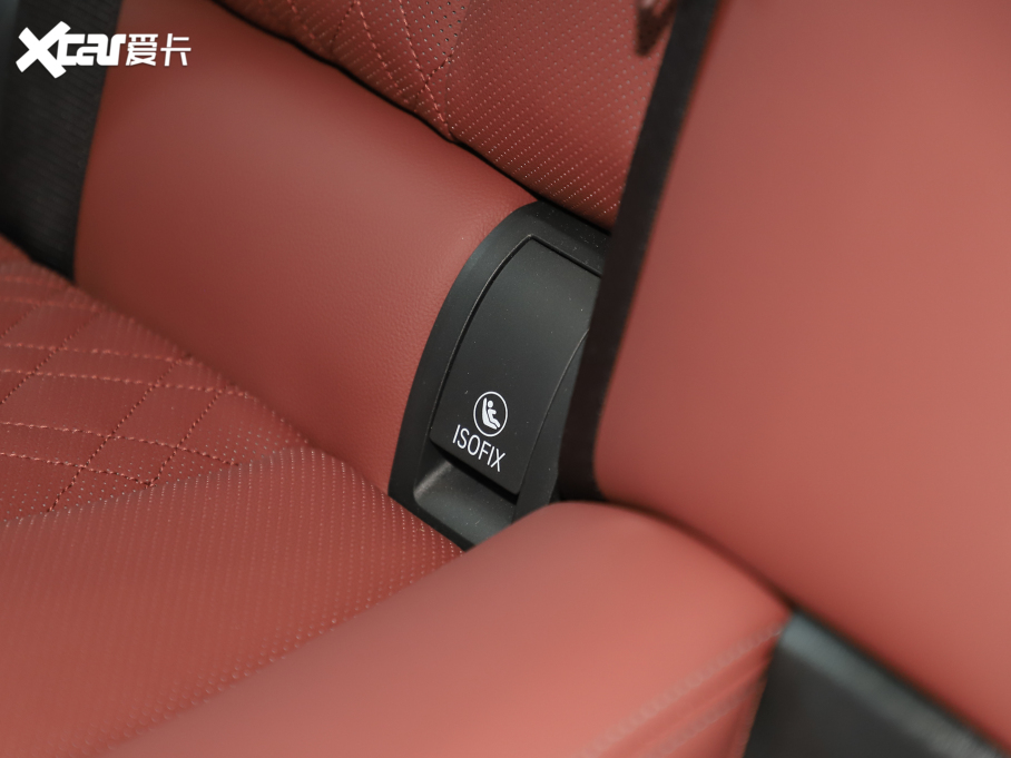 2025��R3ϵ 330Li M�\(y��n)��(d��ng)��ҹ���b