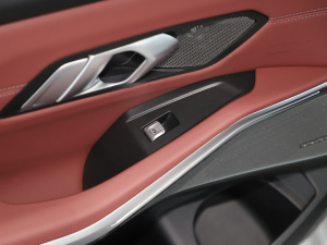 2025330Li M\ҹb п؅^