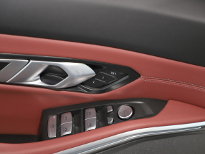 2025330Li M\ҹb п؅^