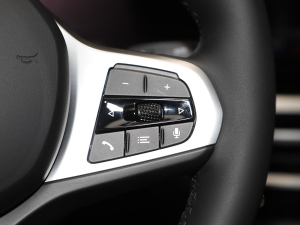 2025eDrive 40 L ҹ\b п؅^