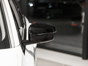 2025eDrive 40 L ҹ\b ^