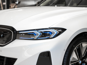 2025eDrive 40 L ҹ\b ^