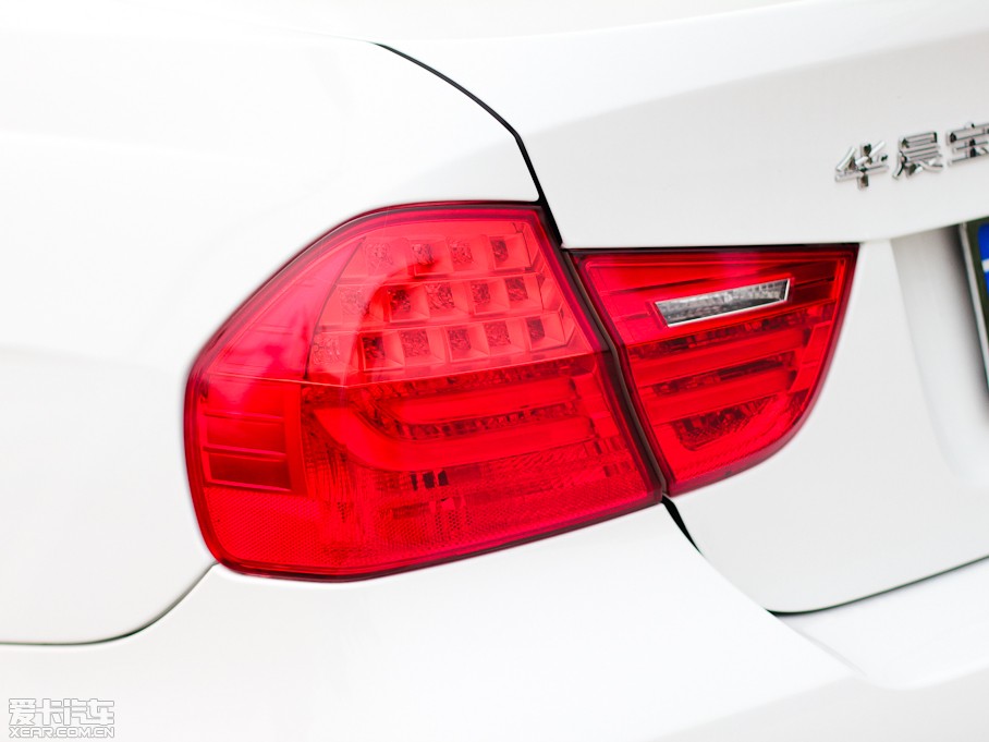 2011R3ϵ 318i IȰ