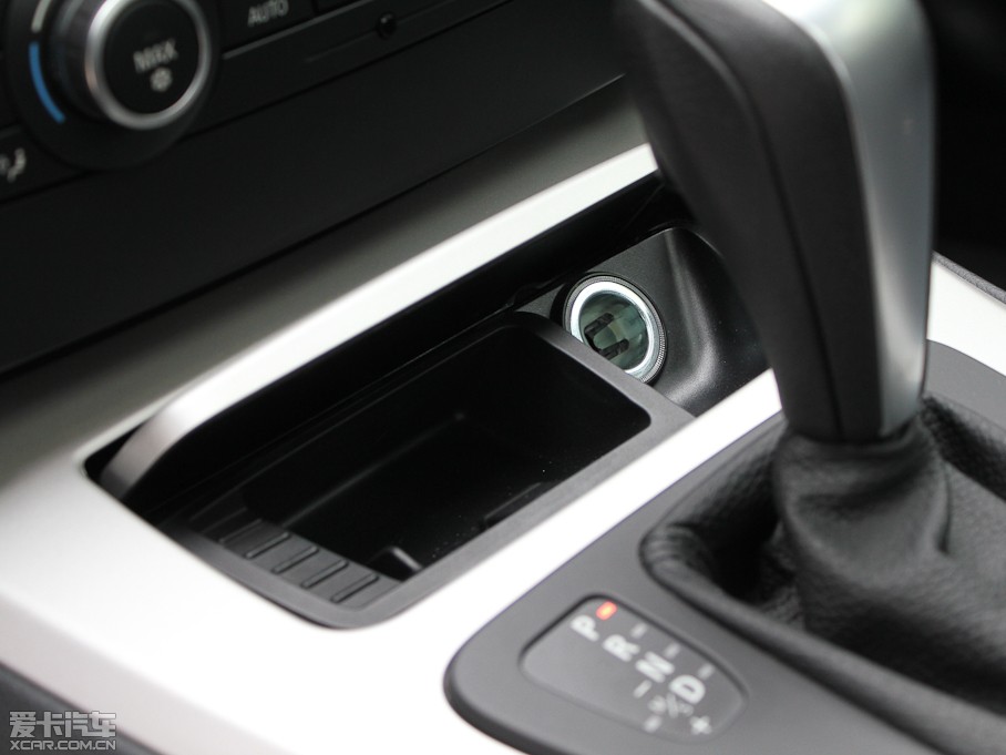 2011R3ϵ 318i I(lng)Ȱ