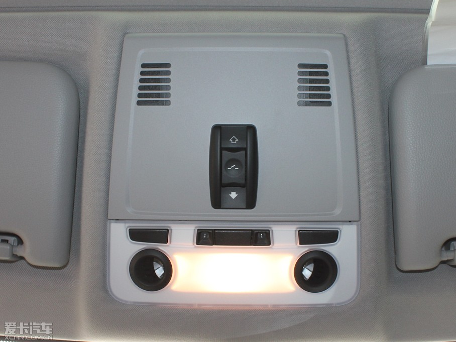 2011R3ϵ 318i IȰ