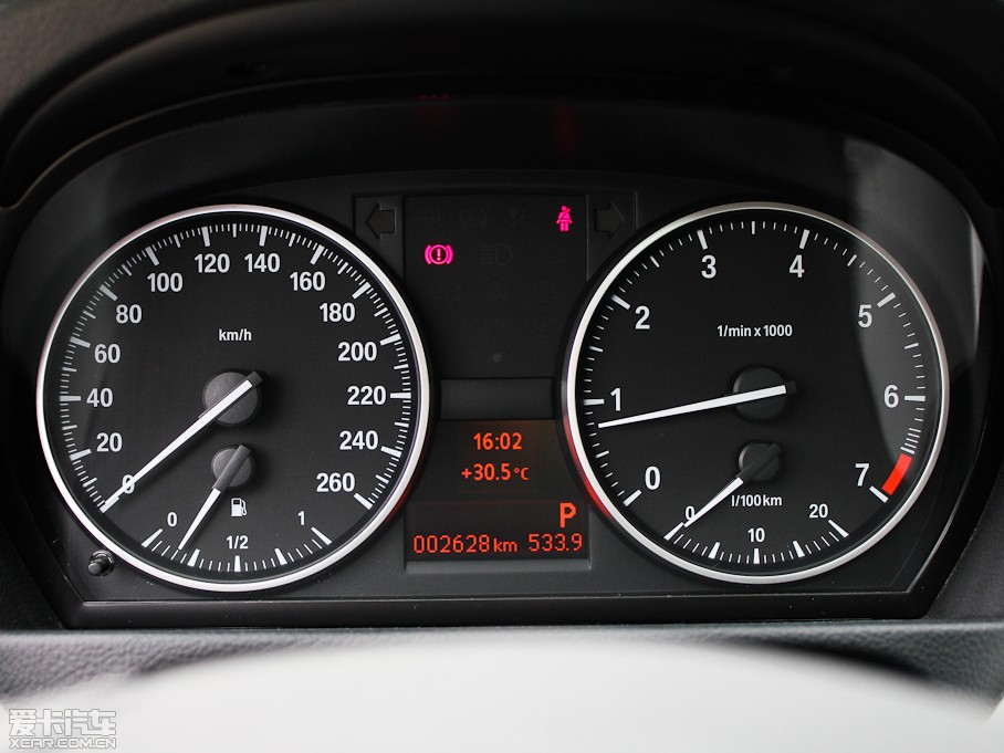 2011R3ϵ 318i IȰ