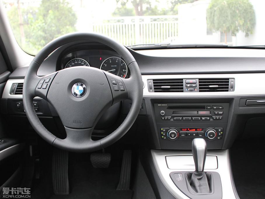 2011R3ϵ 318i IȰ