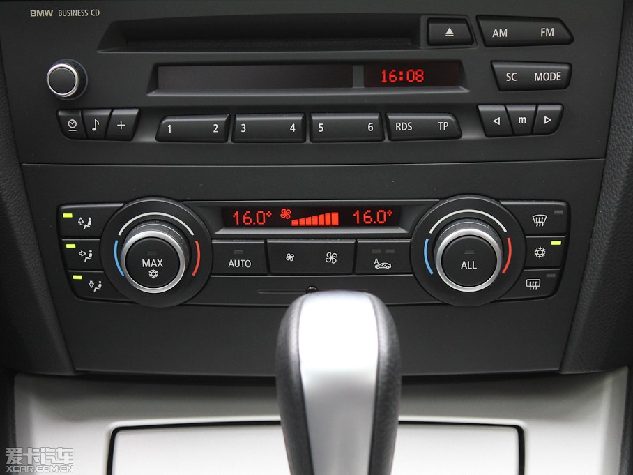 2011��R3ϵ 318i �I(l��ng)�Ȱ�