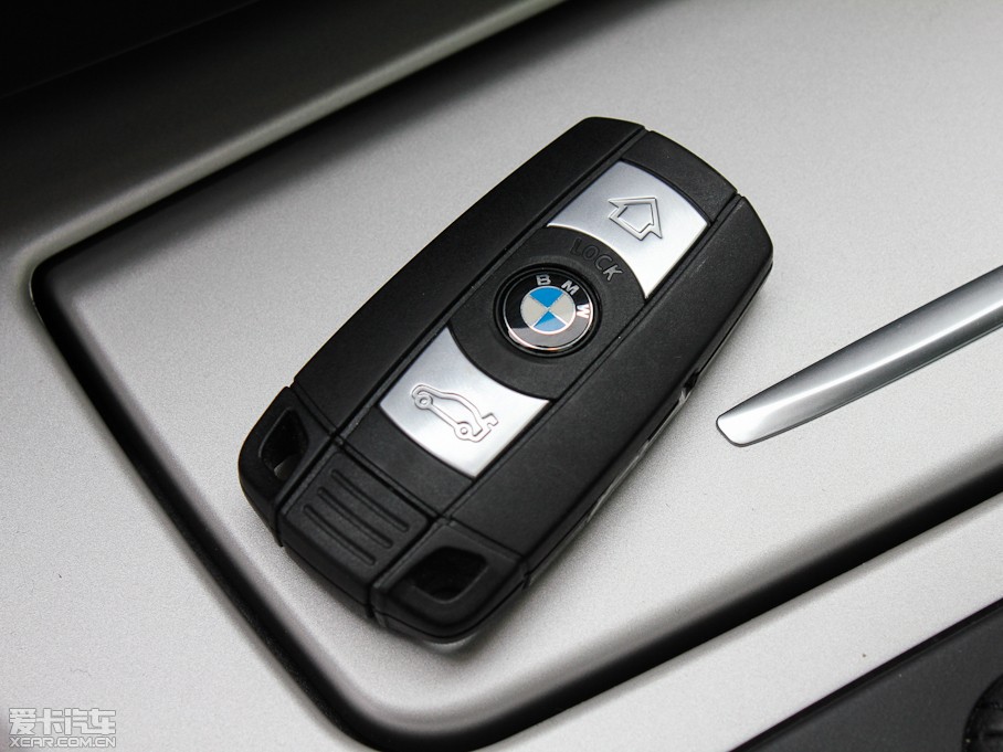 2011R3ϵ 318i IȰ