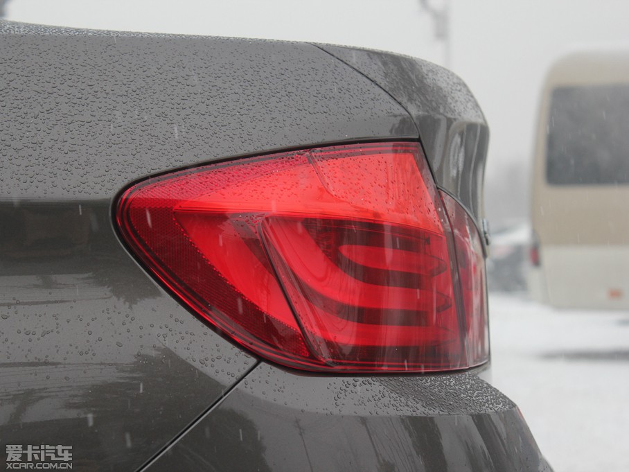 2012��R5ϵ 530Li �I(l��ng)�Ȱ�