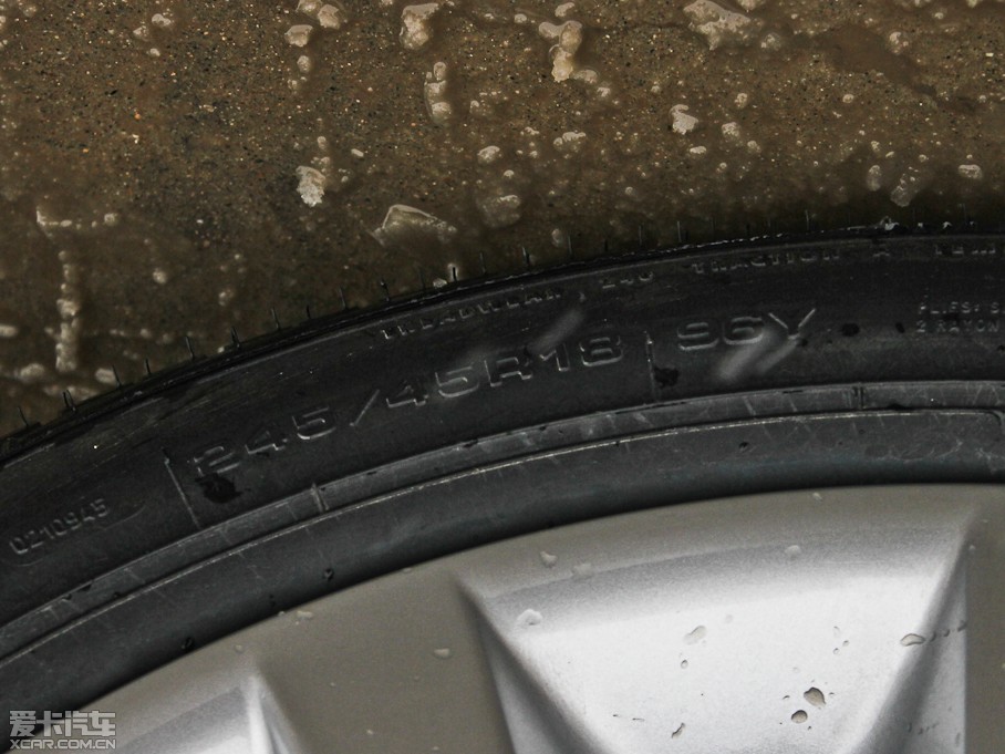 2012��R5ϵ 530Li �I�Ȱ�