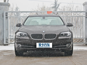 2012款530Li 领先版 正前