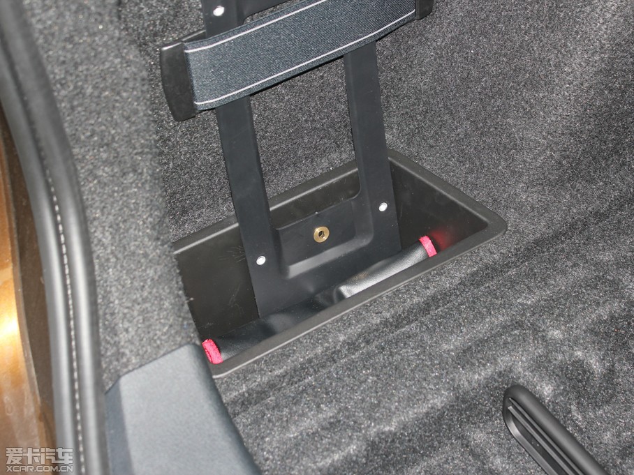 2012RX1 xDrive 20i A