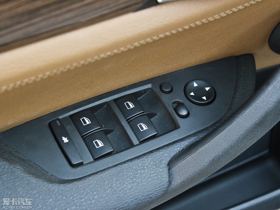 2012RX1 xDrive 20i A