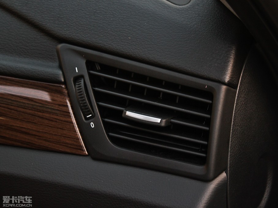 2012RX1 xDrive 20i A