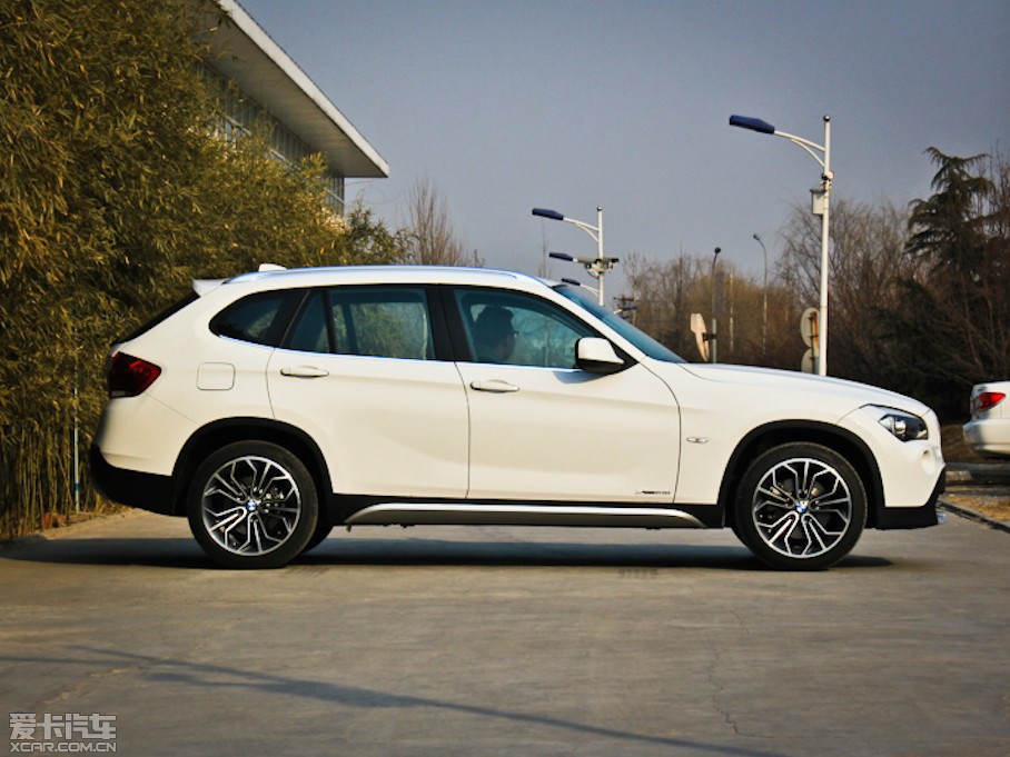 2012RX1 xDrive 28i A