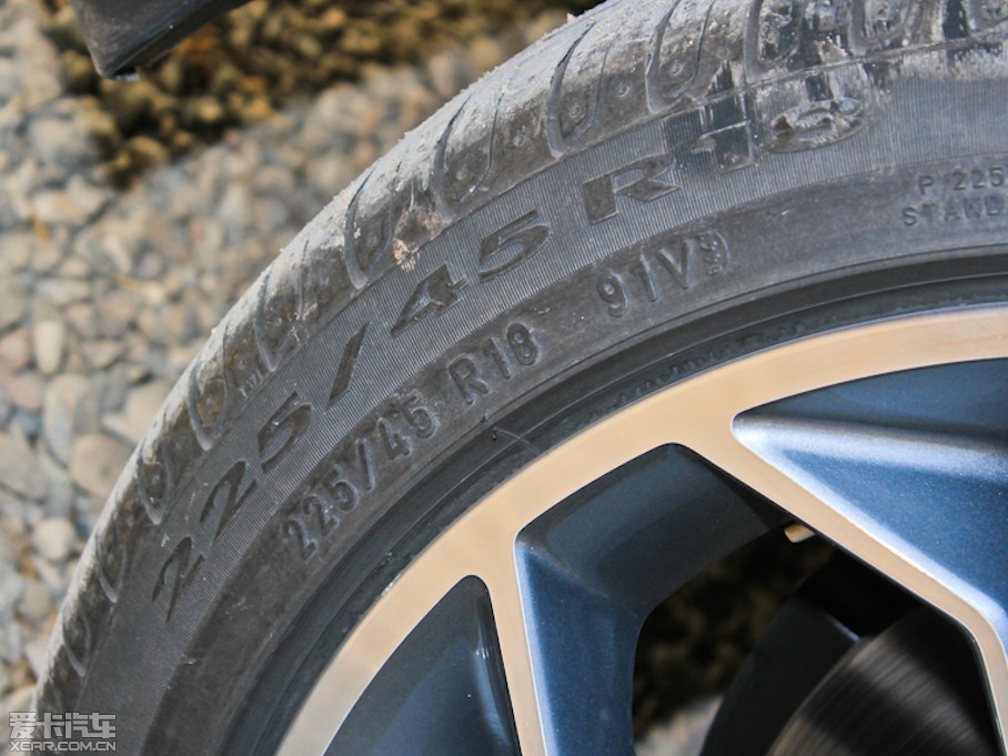 2012RX1 xDrive 28i A