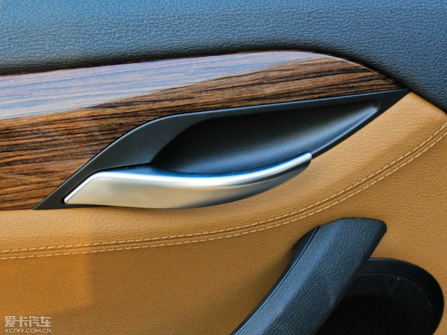 2012RX1 xDrive 28i A