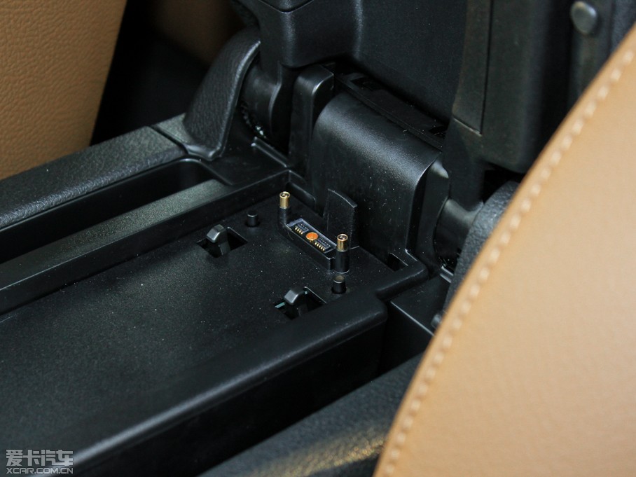 2012RX1 xDrive 28i A