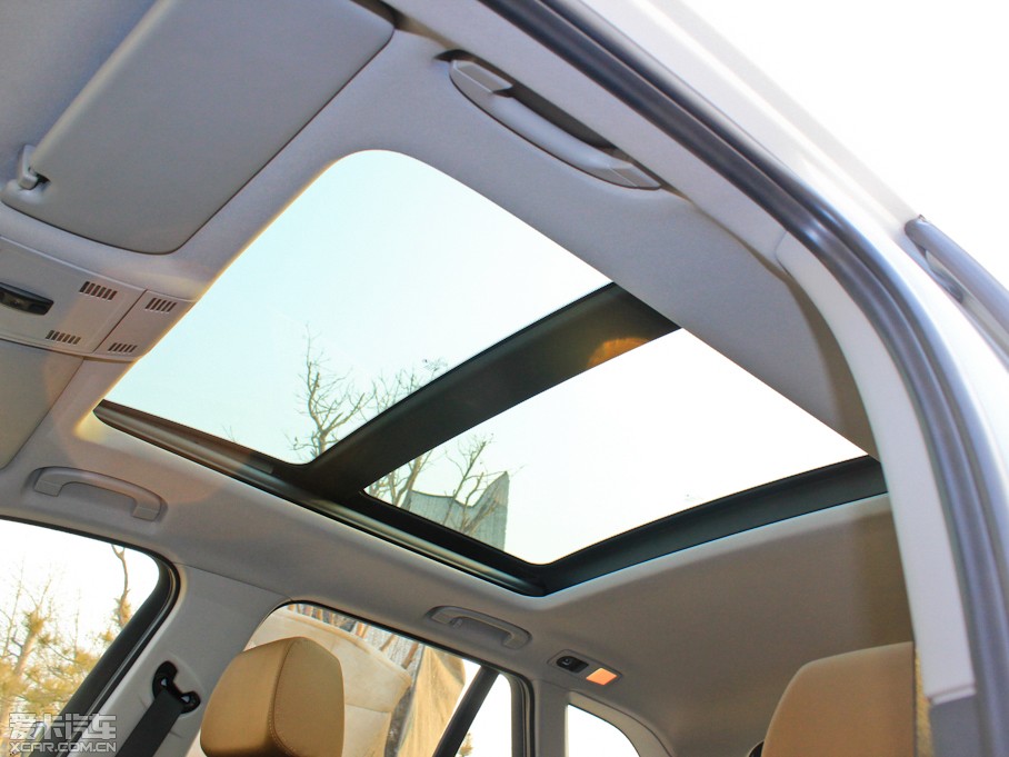 2012RX1 xDrive 28i A