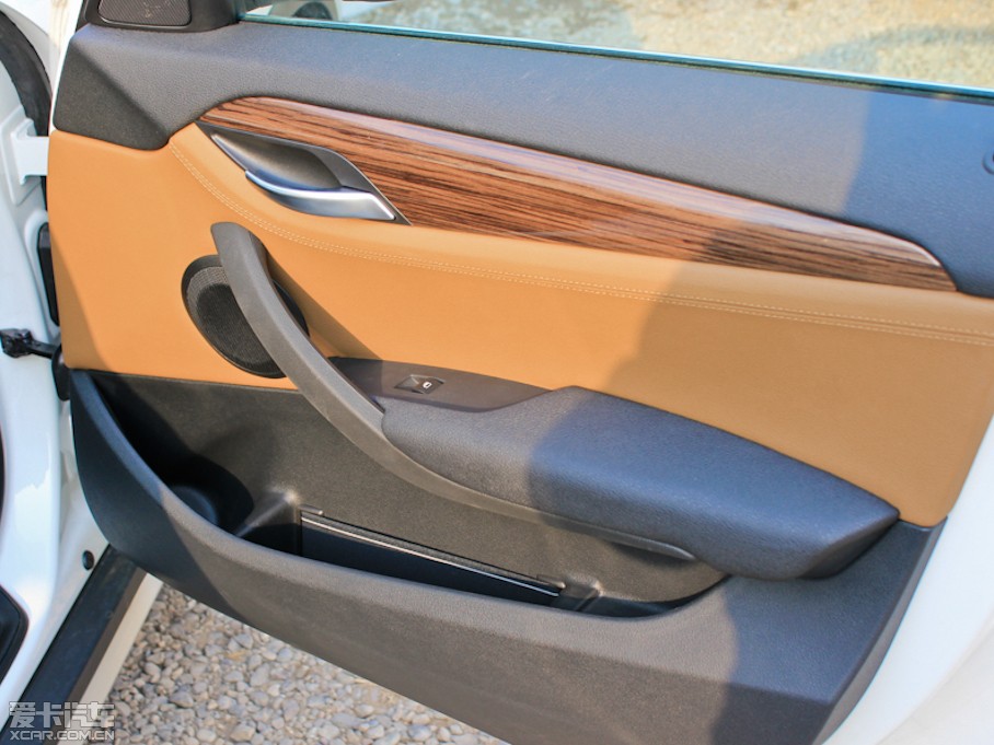 2012RX1 xDrive 28i A