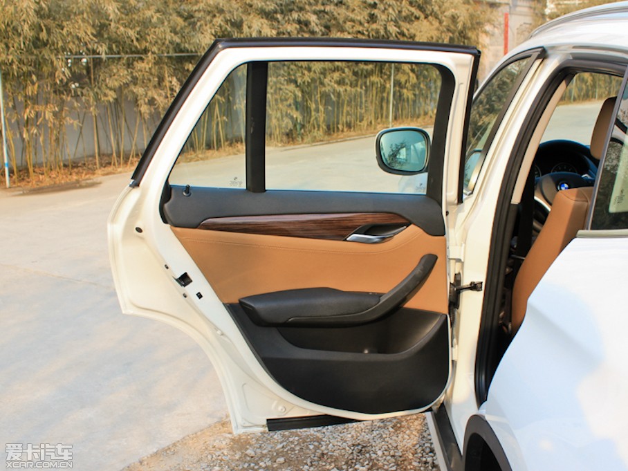 2012RX1 xDrive 28i A