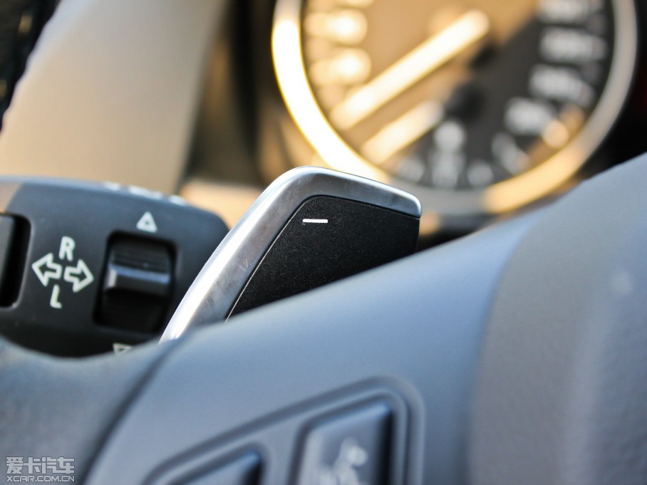 2012RX1 xDrive 28i A