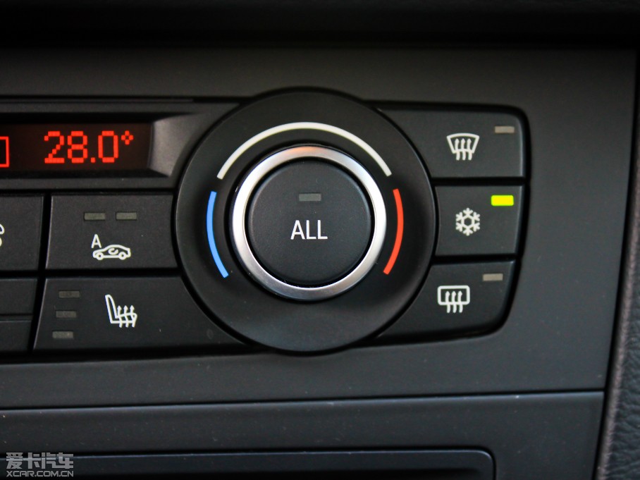 2012RX1 xDrive 28i A