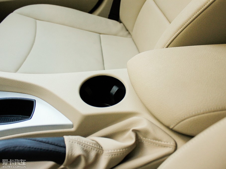 2012RX1 sDrive 20i IȰ