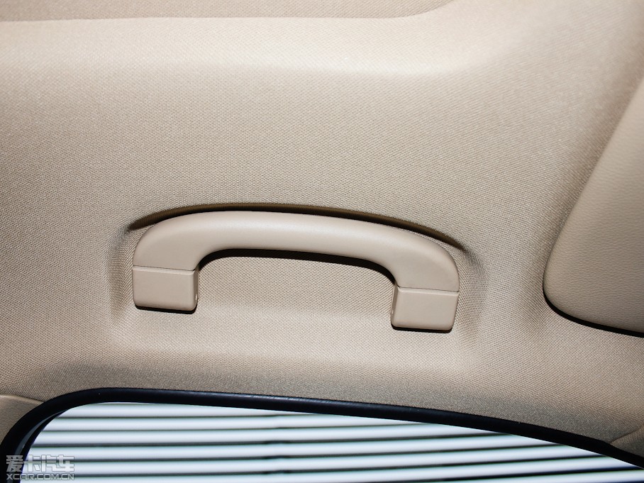 2012RX1 sDrive 20i IȰ