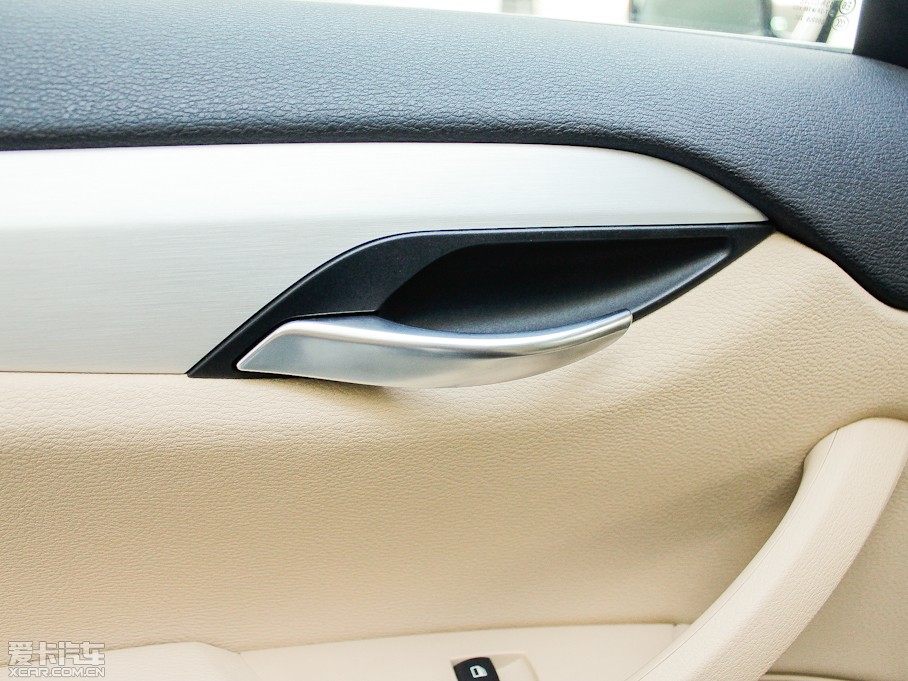 2012RX1 sDrive 20i IȰ