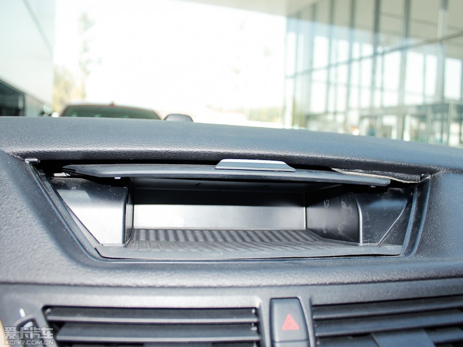 2012RX1 sDrive 20i IȰ