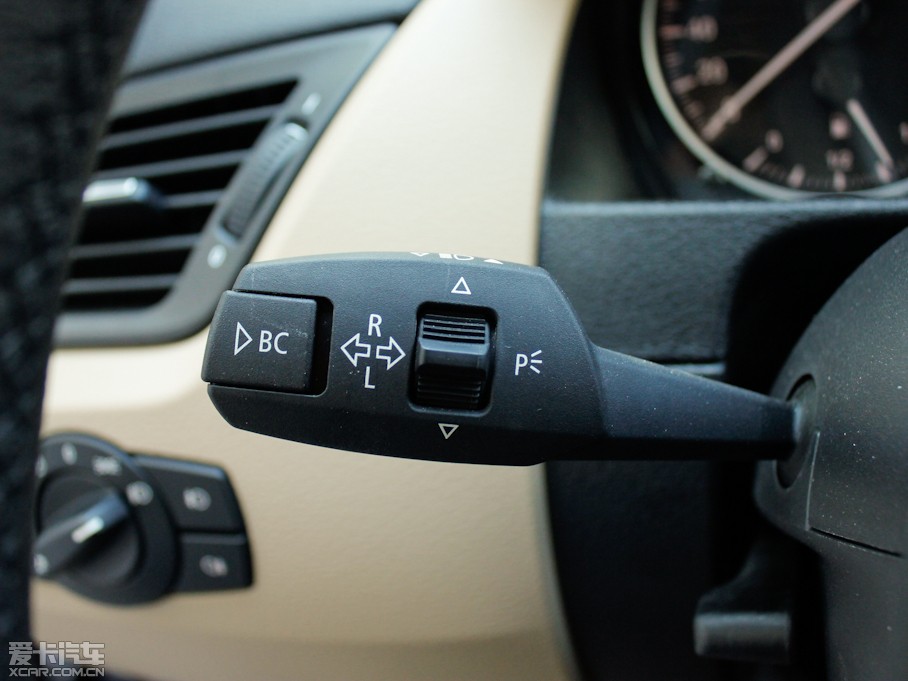 2012RX1 sDrive 20i IȰ